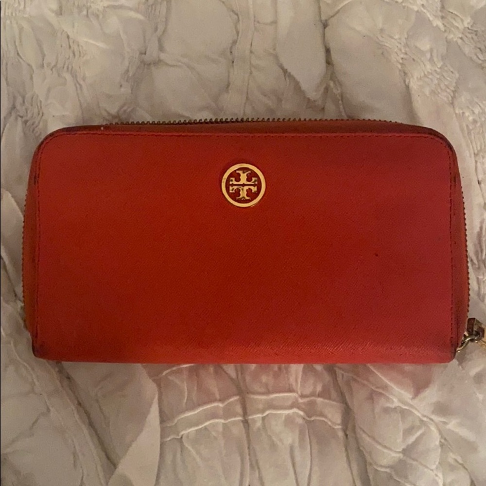 Coral Tory Burch wallet